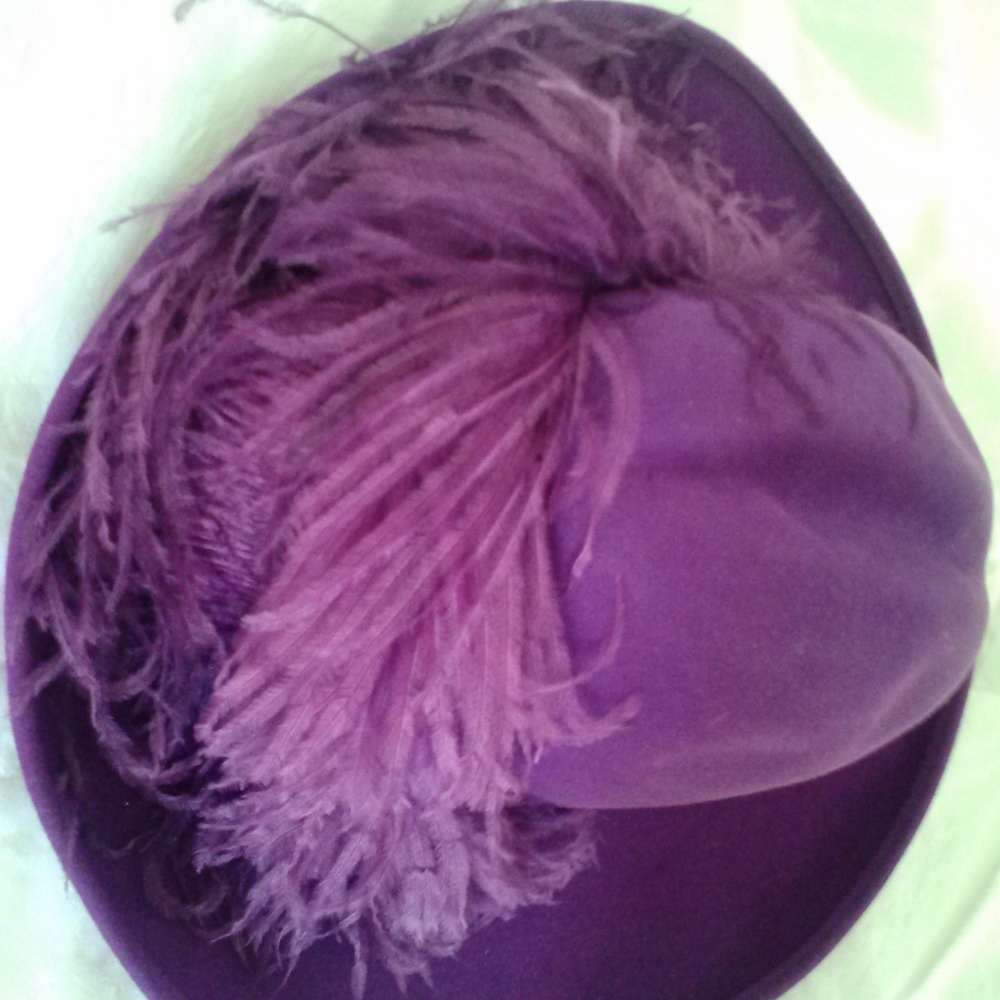 A 100% Frank Olive Wool Hat